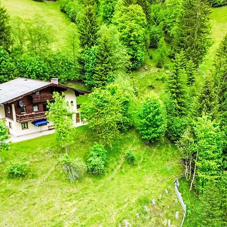 2 By Interhome Apartman Schladming