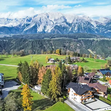 2 By Interhome Schladming