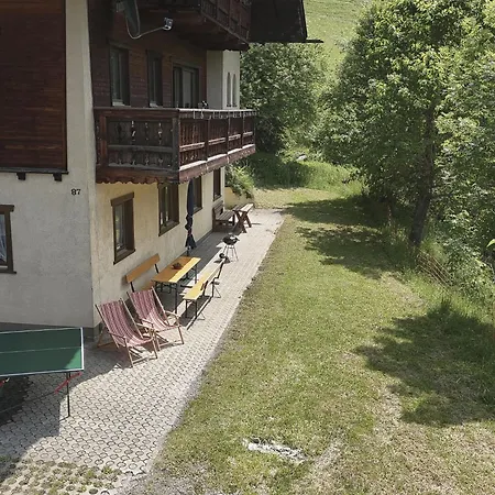 2 By Interhome Apartman Schladming